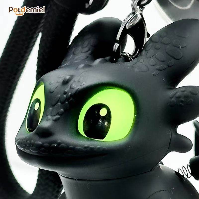 Car Accessories For Interior - ของตกแต่งภายในรถยนต์รูปฟันแทะเรืองแสงน่ารัก ปีกไนท์ฟิวรี่ขยับได้ ของประดับตกแต่งคอนโซลรถยนต์ ของแขวนตกแต่งรถยนต์