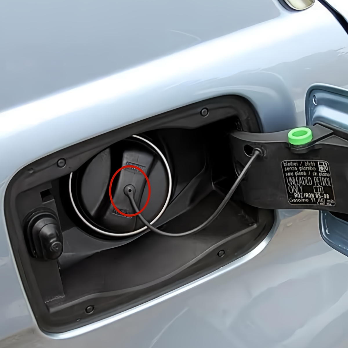 1 ชิ้น สายคล้องฝาถังน้ำมันรถยน - Car Accessories Brand บทวิจารณ์และราคา